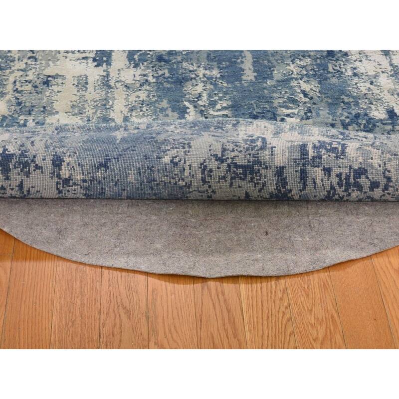 Shahbanu Rugs Hand Knotted Blue Abstract Design with Soft Colors Wool and Real Silk Oriental